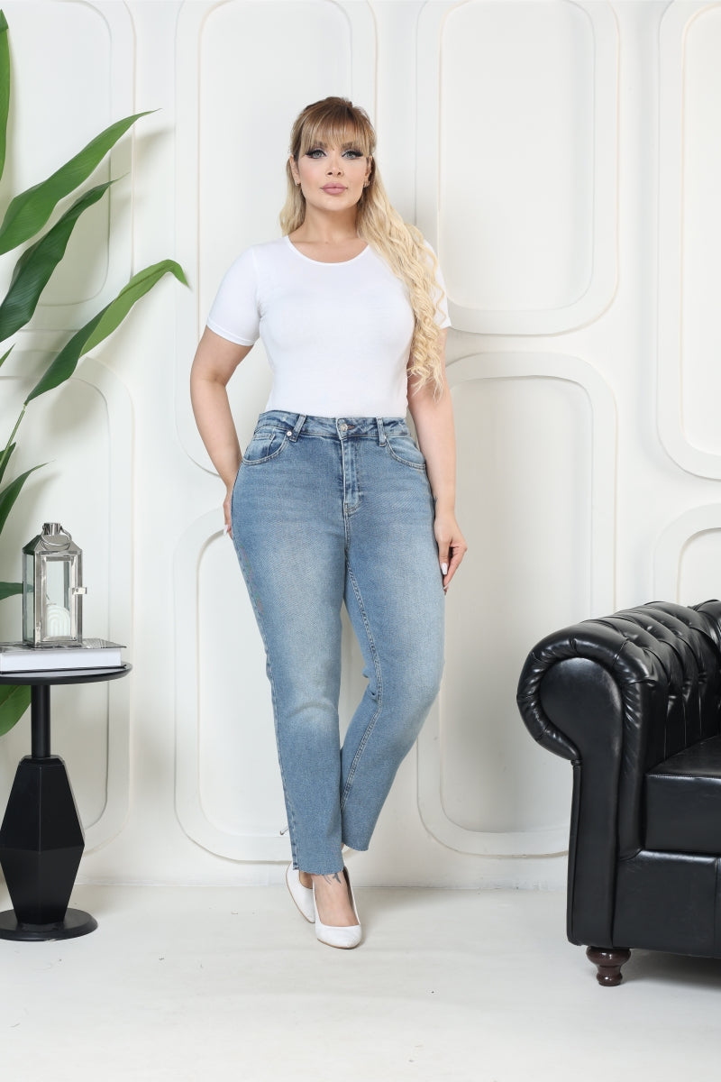 Dikişsiz Paça Mom Fit Kot Pantolon