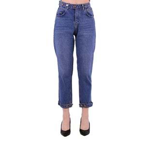 Mom Jean with Buttons on Waist and Finish 907 - 62 (Middle Blue - Tinted)